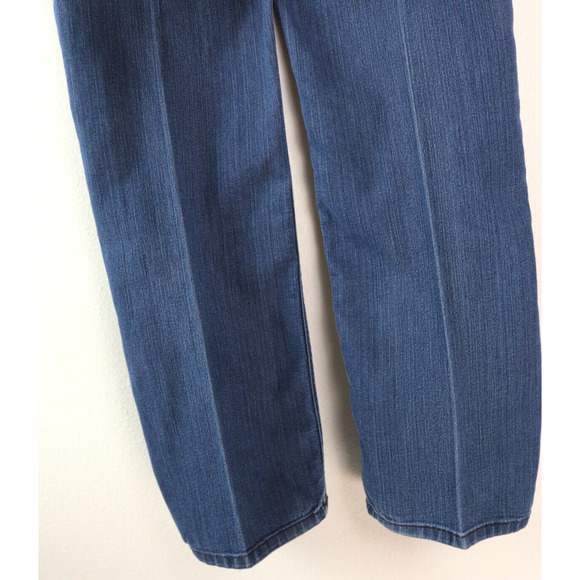 NYDJ Size 8 Marilyn Straight Leg Jeans Mid Rise Medium Blue Wash - Picture 8 of 10